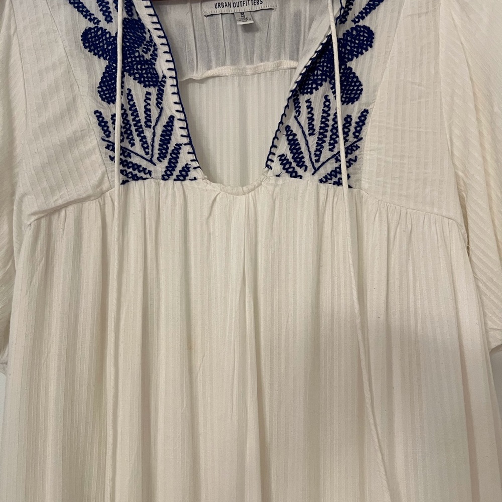 Urban Outfitters Womens Dress in White and Blue - Picture 3 of 6
